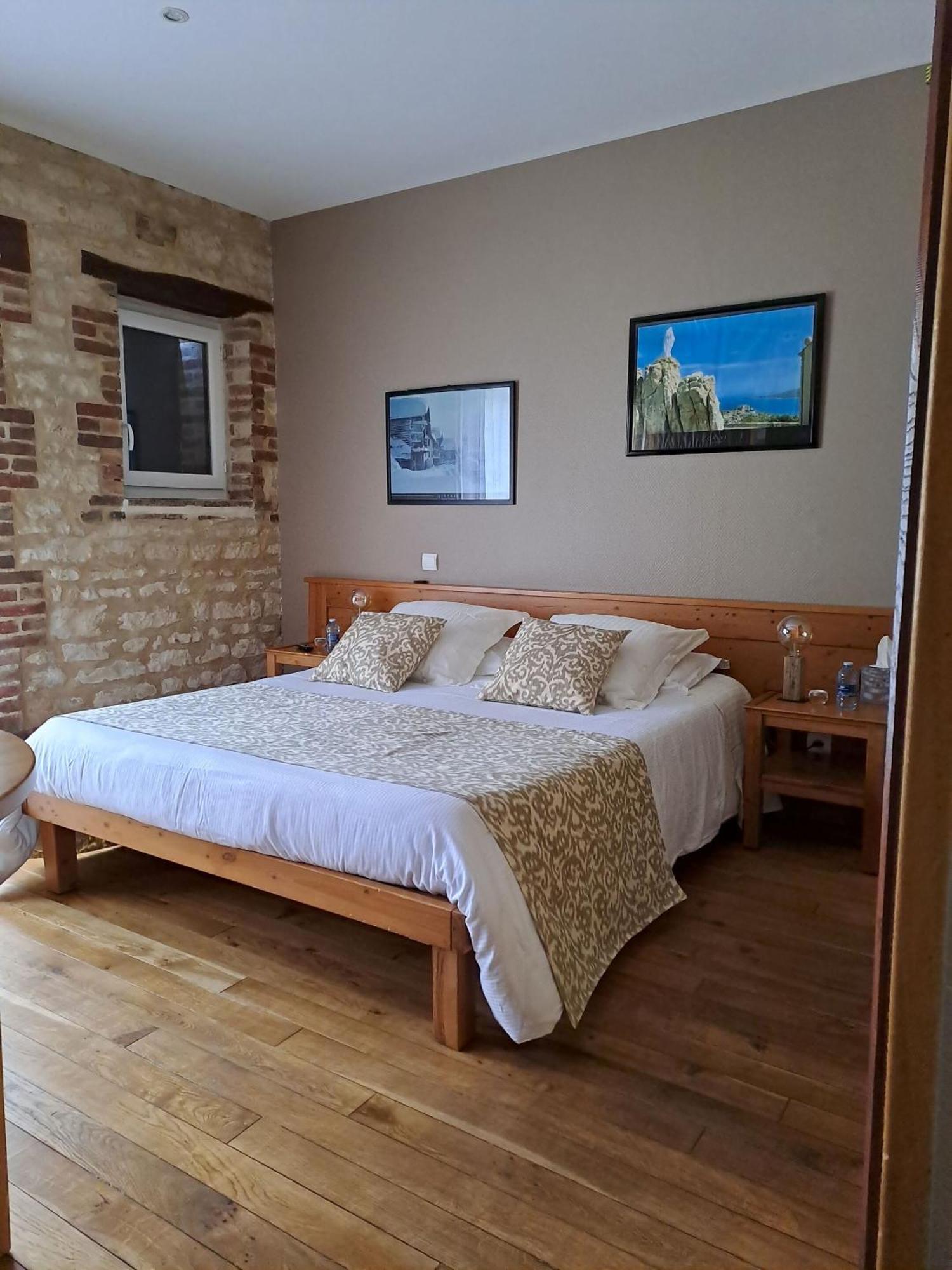 Chambres d'hôtes Le Clos Poli Montigny-les-Monts Quarto foto